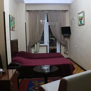 https://nur-hotel-2.aboutbakuhotels.com