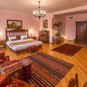 https://caspian-palace.aboutbakuhotels.com